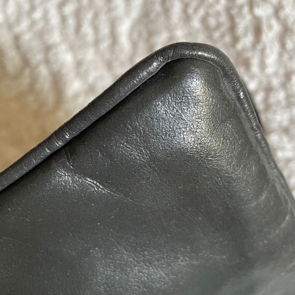 DOVE dark gray Leather Wristlet Clutch Bag Double o-ring zip 1960s 70s vintage